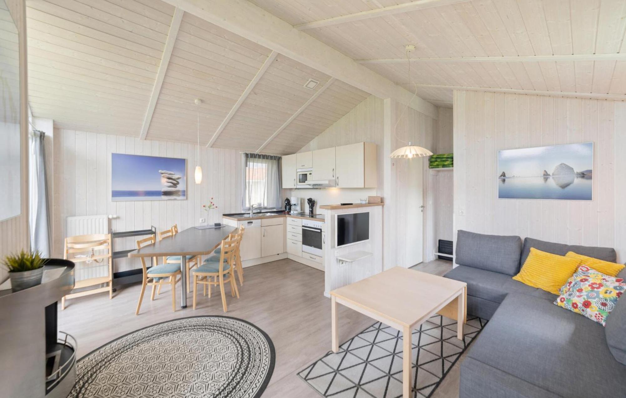 Friedrichskoog-deichblick 20 Holiday home *